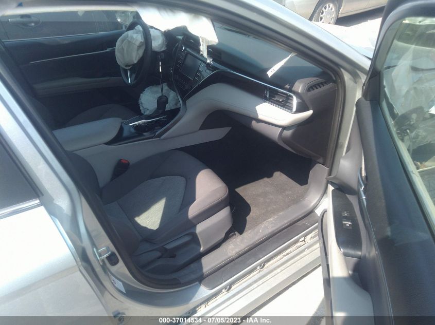 2018 TOYOTA CAMRY LE/SE/XLE/L - 4T1B11HK3JU599838