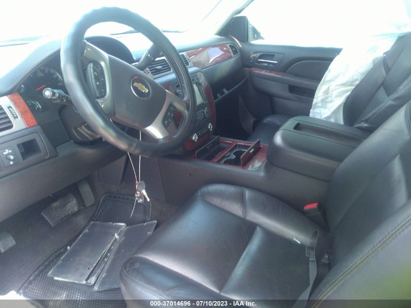 2013 CHEVROLET TAHOE C1500 LTZ - 1GNSCCE09DR345756