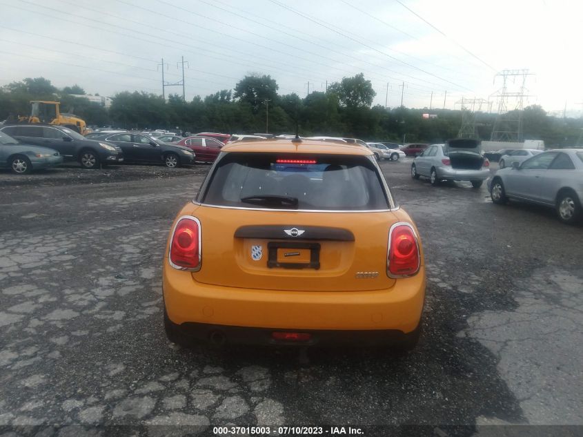 2016 MINI COOPER HARDTOP 4 DOOR WMWXU1C52G2D12707