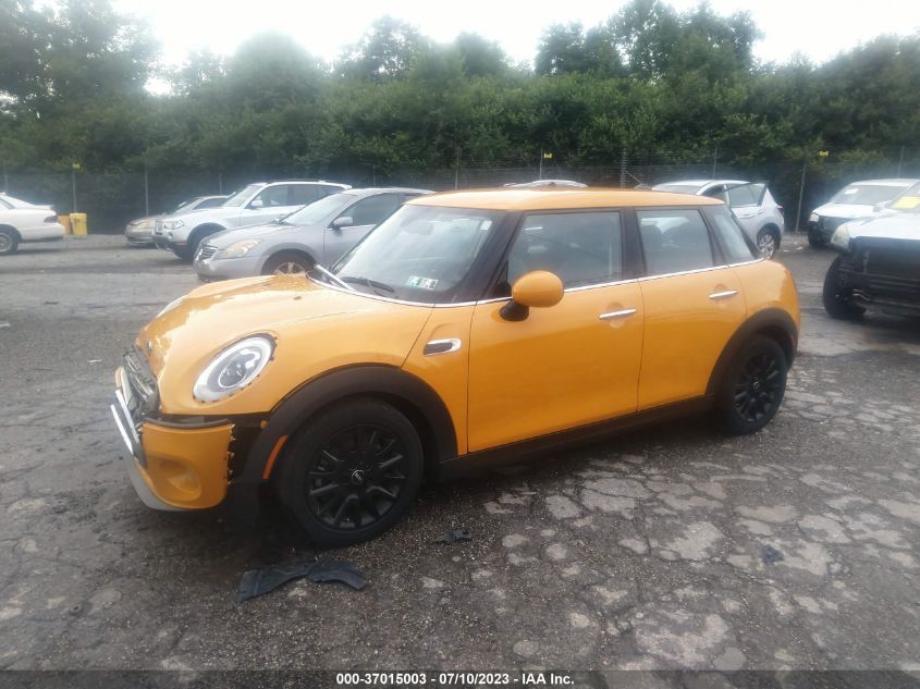 2016 MINI COOPER HARDTOP 4 DOOR WMWXU1C52G2D12707