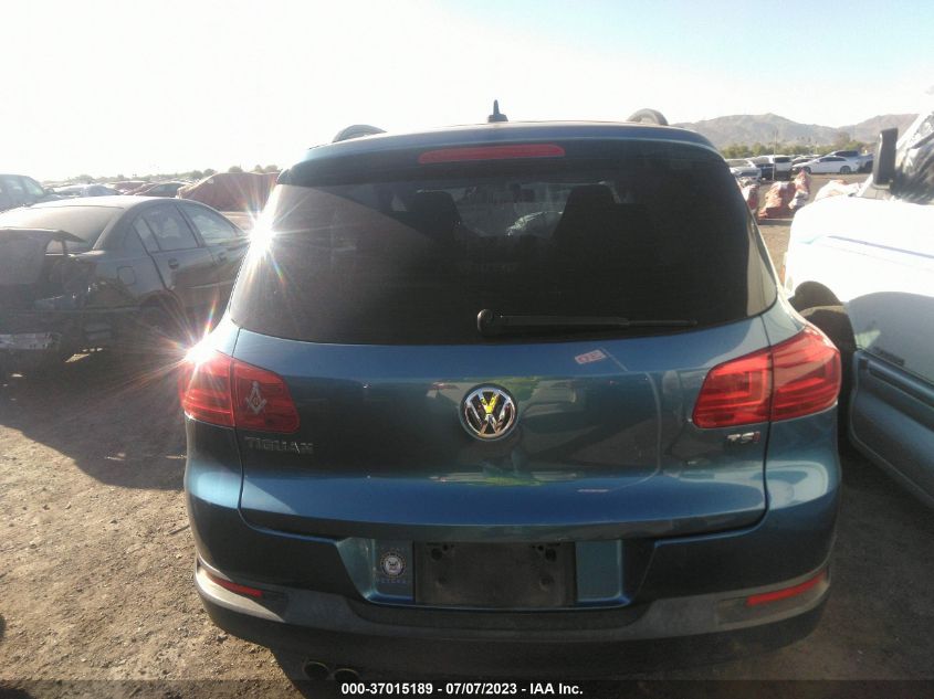2017 VOLKSWAGEN TIGUAN S/LIMITED - WVGAV7AX6HK031274