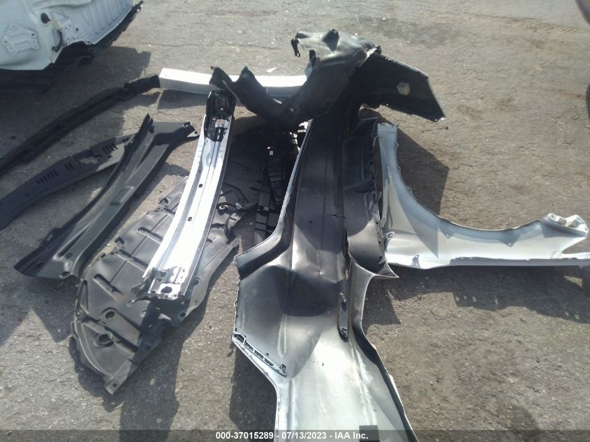 2022 TOYOTA CAMRY SE - 4T1T11AK0NU696337