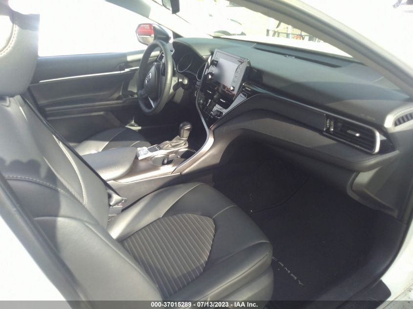2022 TOYOTA CAMRY SE - 4T1T11AK0NU696337