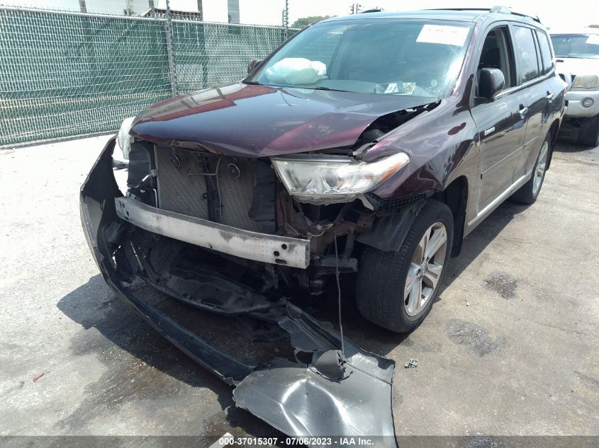 2013 TOYOTA HIGHLANDER LIMITED - 5TDDK3EH7DS177532