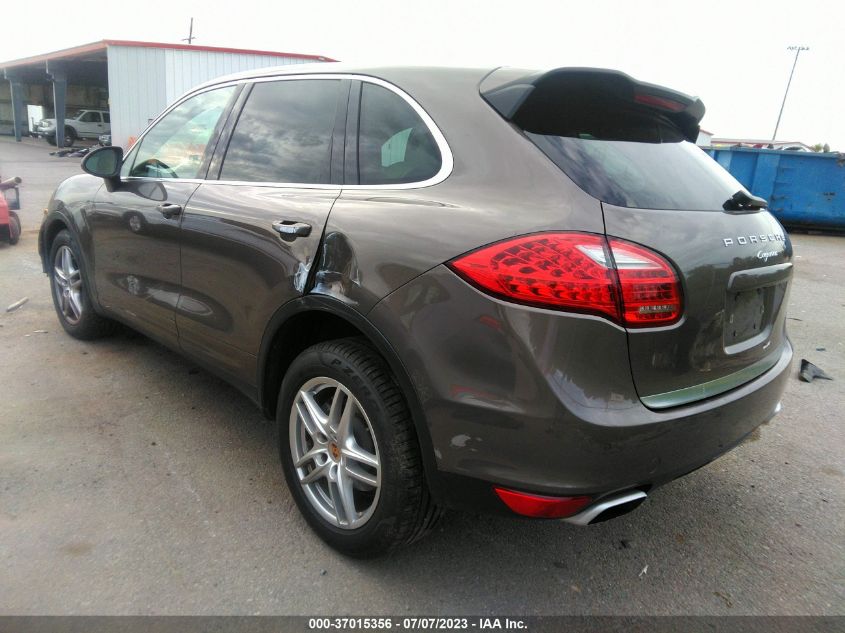 2013 PORSCHE CAYENNE - WP1AA2A21DLA11184