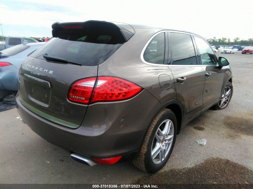 2013 PORSCHE CAYENNE - WP1AA2A21DLA11184