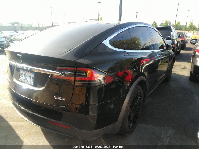 2016 TESLA MODEL X P90D/60D/P100D - 5YJXCAE47GF003111