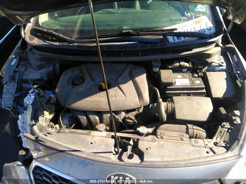 2016 KIA FORTE LX - KNAFX4A6XG5445405