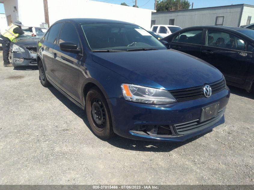 2013 VOLKSWAGEN JETTA SEDAN S - 3VW2K7AJ6DM390444