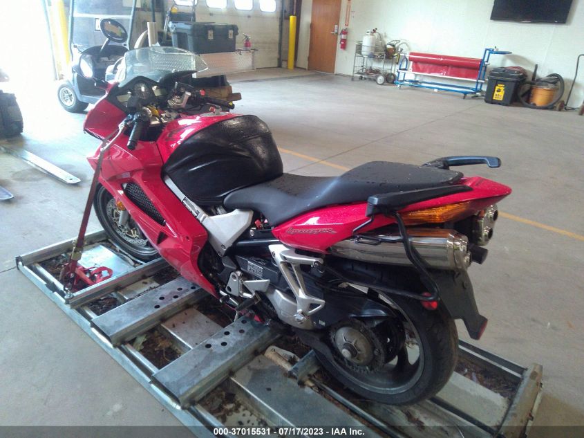 2004 HONDA VFR800 JH2RC46154M601058
