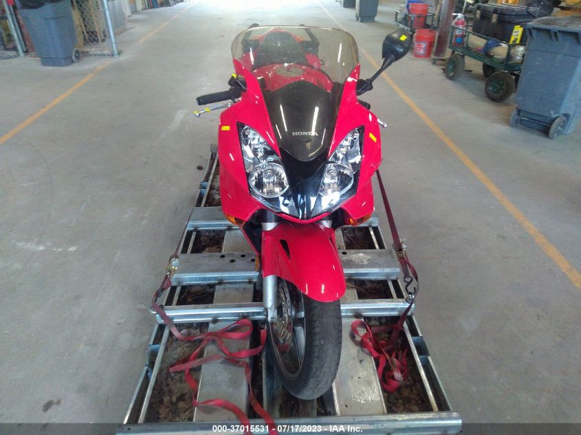 2004 HONDA VFR800 JH2RC46154M601058