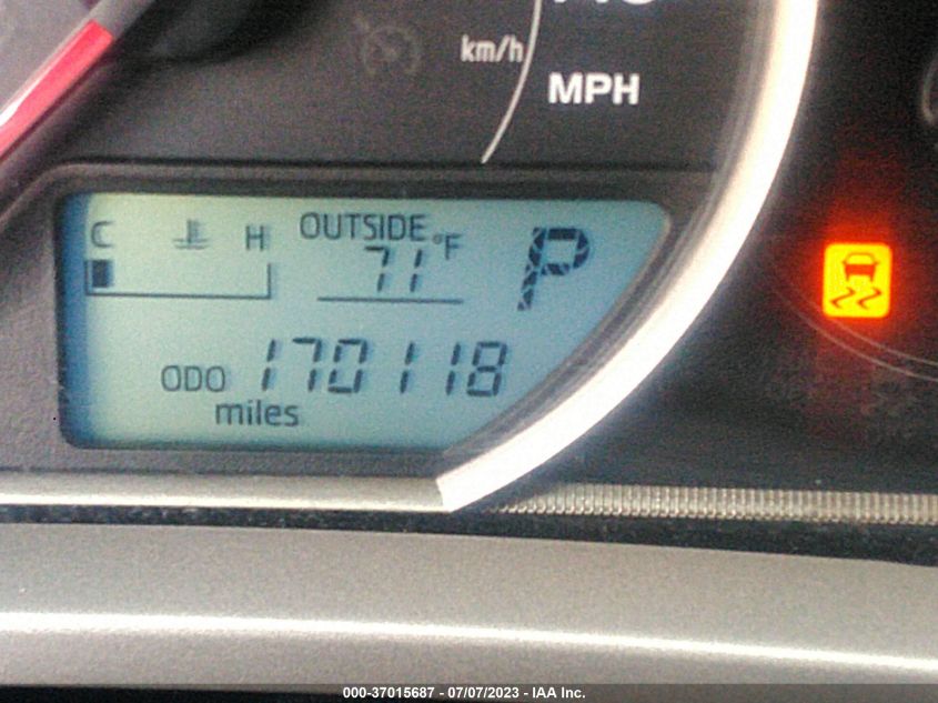 2014 TOYOTA RAV4 XLE - 2T3RFREV2EW228535