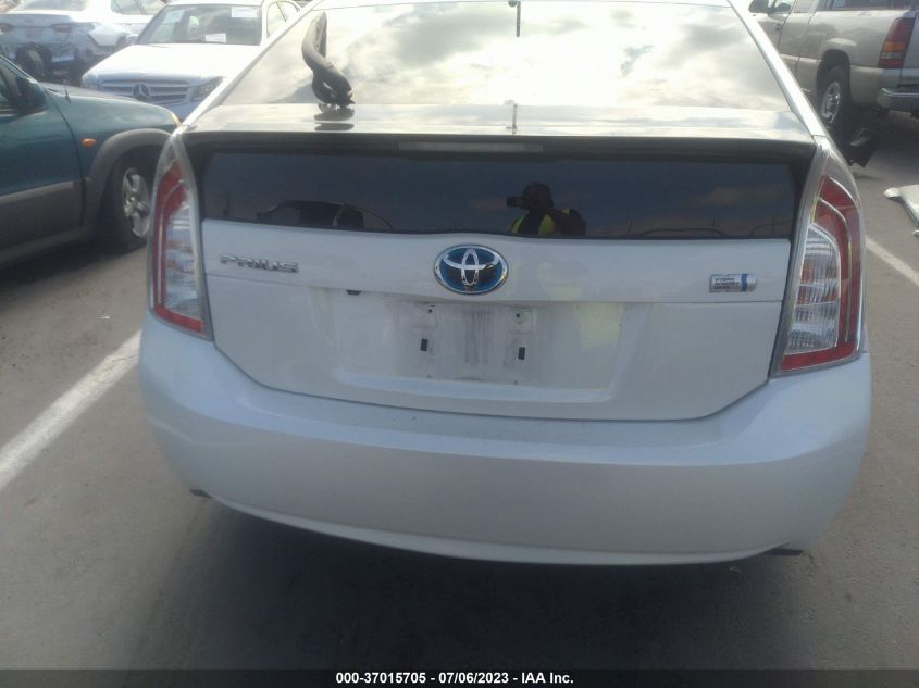 2015 TOYOTA PRIUS FOUR - JTDKN3DU6F0454240