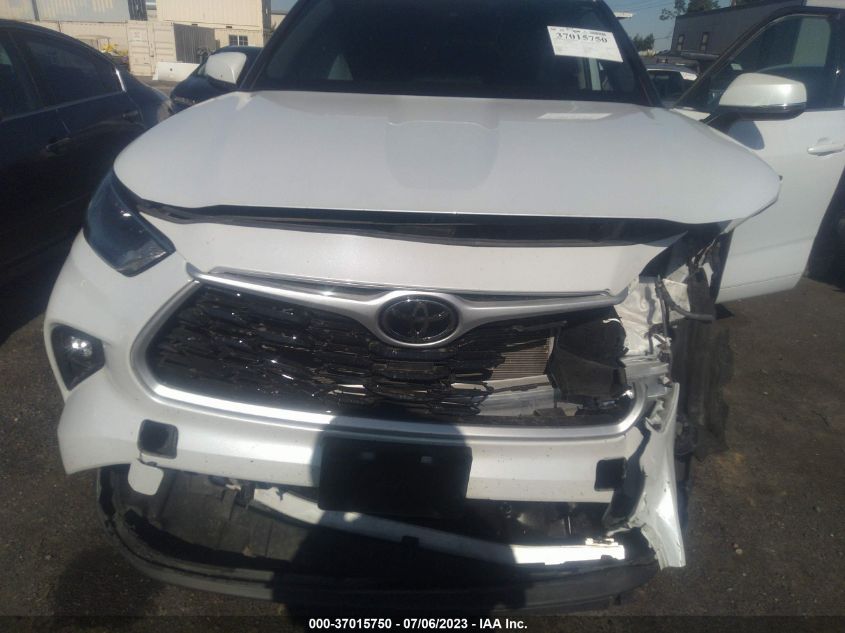 2022 TOYOTA HIGHLANDER LE - 5TDZZRAH6NS541760
