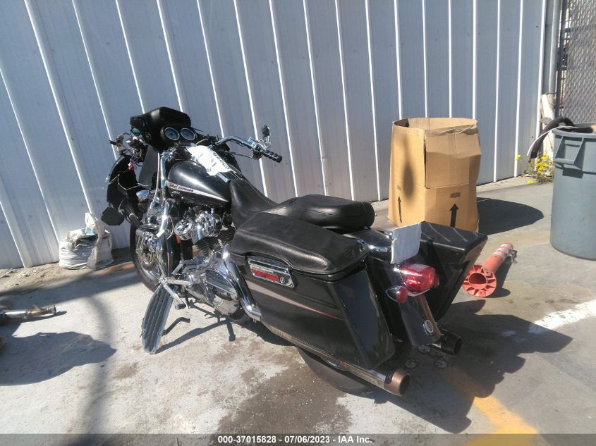 2006 HARLEY-DAVIDSON FLTRI - 1HD1FSW326Y601547