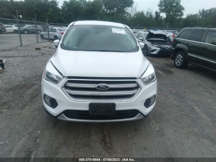 2017 FORD ESCAPE SE - 1FMCU9GD2HUE98605