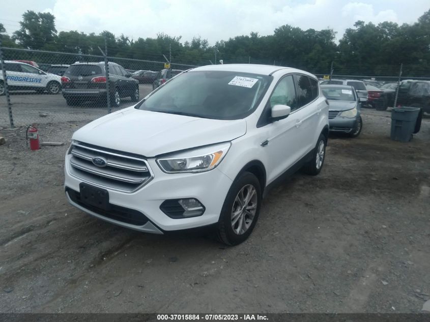 2017 FORD ESCAPE SE - 1FMCU9GD2HUE98605