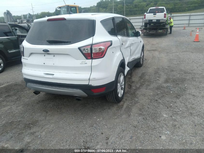 2017 FORD ESCAPE SE - 1FMCU9GD2HUE98605