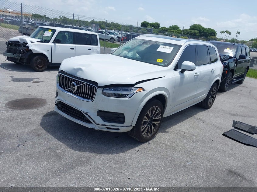 VIN YV4102CK8L1555271 2020 VOLVO XC90 MOMENTUM