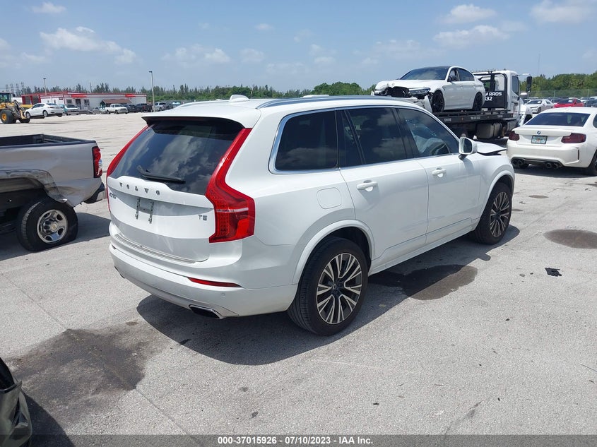 VIN YV4102CK8L1555271 2020 VOLVO XC90 MOMENTUM