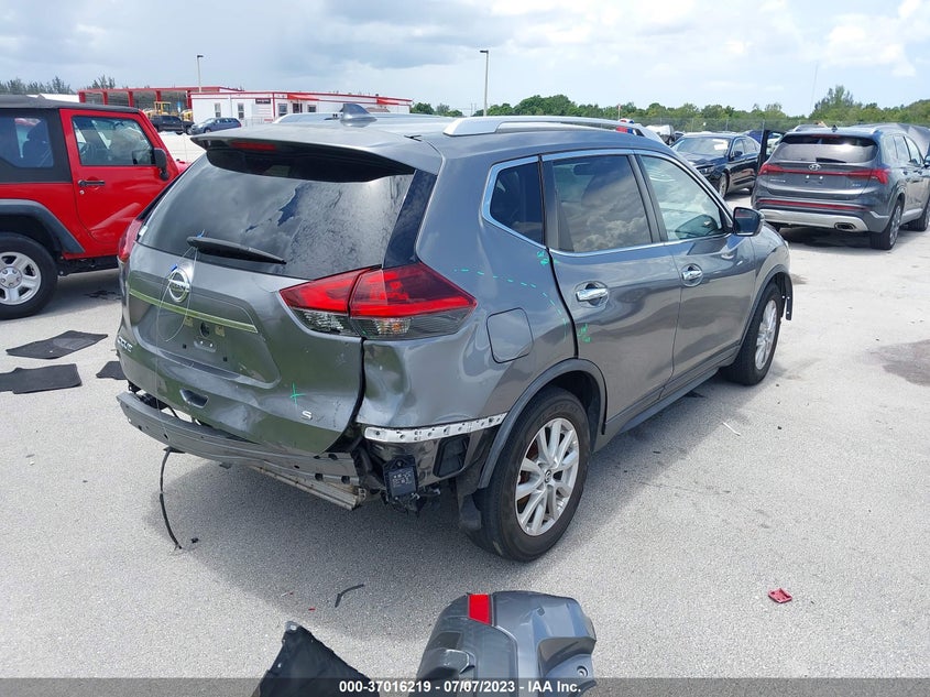 VIN KNMAT2MT1JP520793 2018 NISSAN ROGUE S/SV