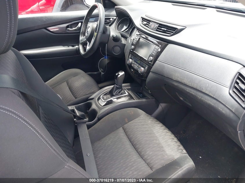 VIN KNMAT2MT1JP520793 2018 NISSAN ROGUE S/SV