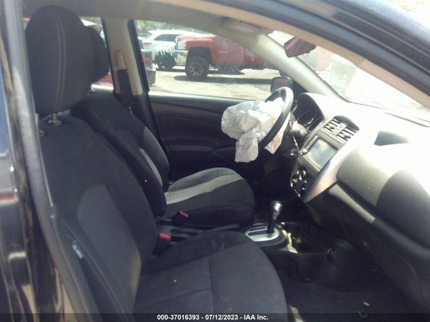 2019 NISSAN VERSA SEDAN SV - 3N1CN7AP5KL815404