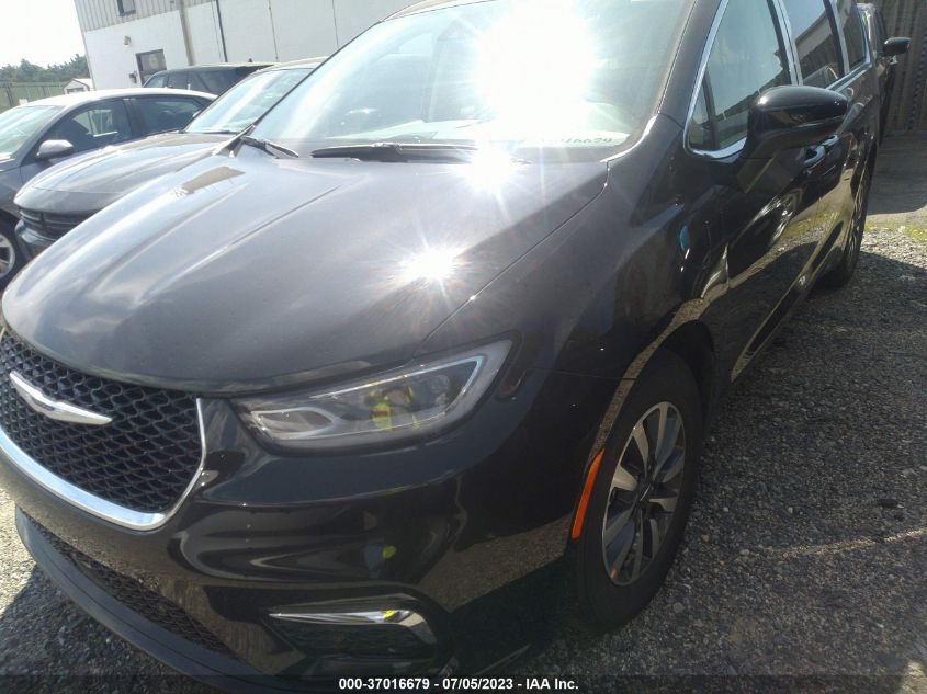 2023 CHRYSLER PACIFICA HYBRID TOURING L - 2C4RC1L70PR576605