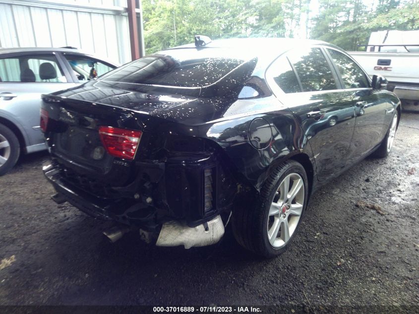 2019 JAGUAR XE 25T PREMIUM - SAJAD4FX3KCP49432