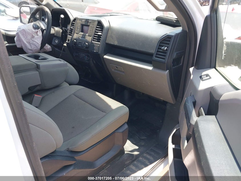 VIN 1FTMF1CP6JKC44739 2018 FORD F-150 XL/XLT