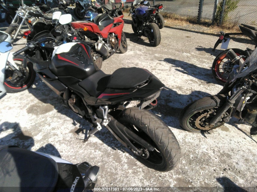 VIN MLHPC6254L5100253 2020 HONDA CBR500 RA