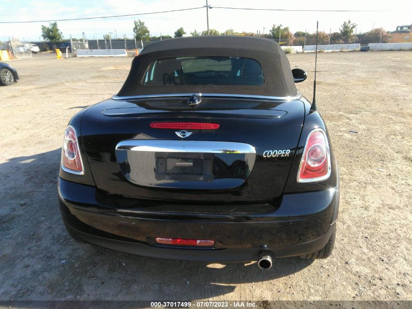 2015 MINI COOPER ROADSTER WMWSY1C59FT626195