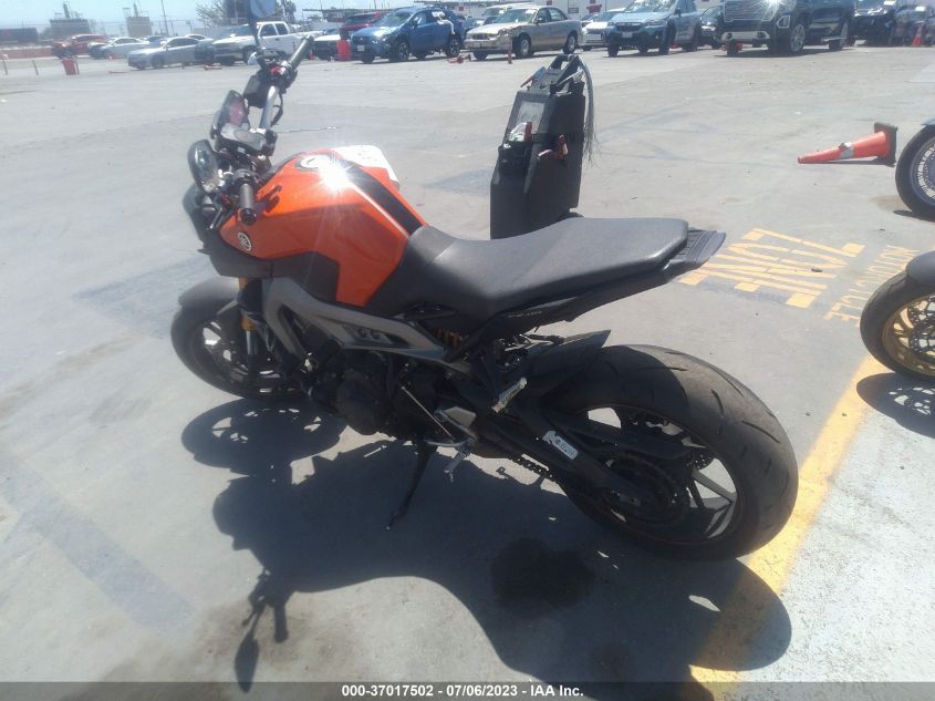 2014 YAMAHA FZ09 JYARN33E0EA002071