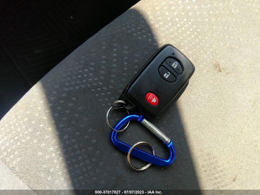 2014 TOYOTA PRIUS V TWO/THREE/FIVE - JTDZN3EU1EJ013086
