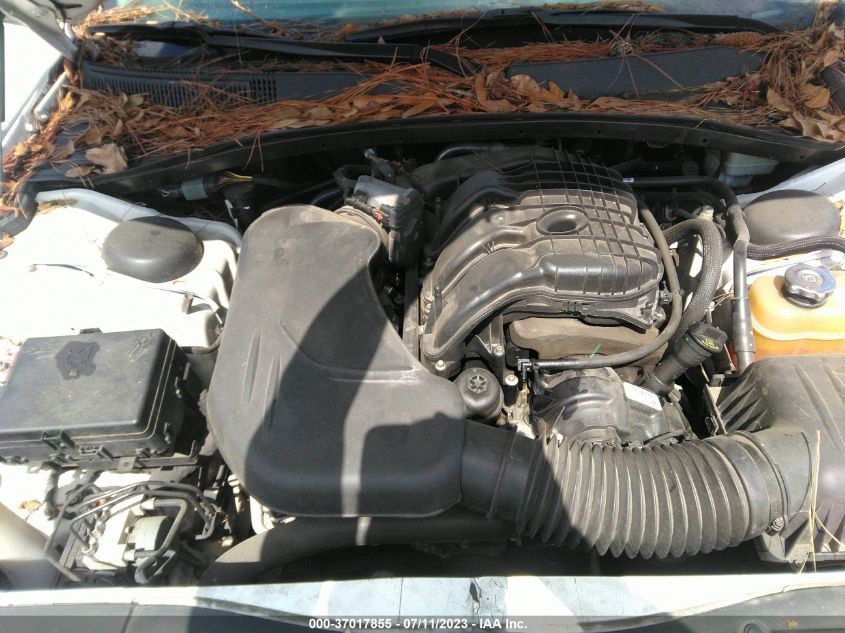 2015 CHRYSLER 300 300C - 2C3CCAEG5FH786046