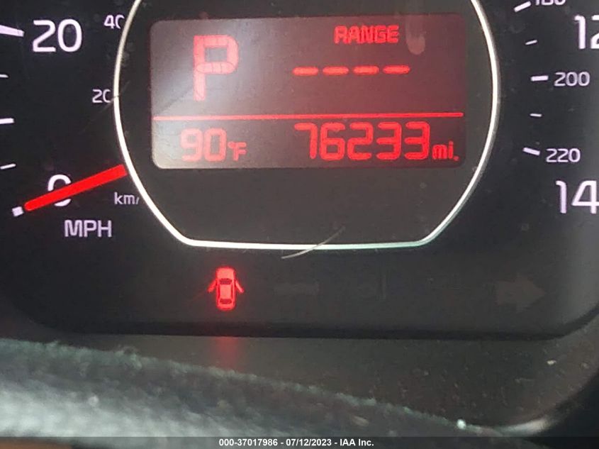 2016 KIA SOUL + - KNDJP3A54G7827335