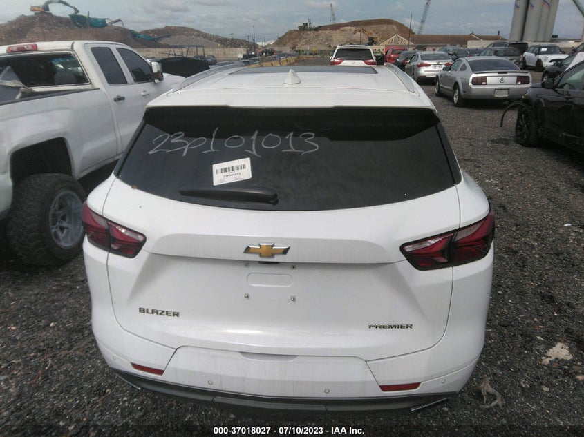 VIN 3GNKBFRS0KS625771 2019 CHEVROLET BLAZER PREMIER