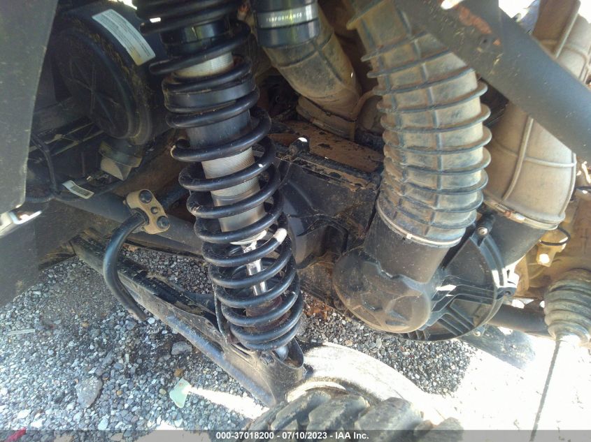 2018 CAN-AM MAVERICK X3 X DS TURBO R - 3JBVDAW47JK000908