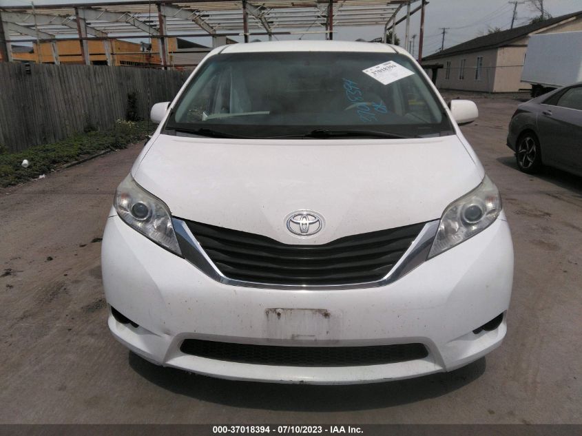 2013 TOYOTA SIENNA LE - 5TDKK3DC5DS376382