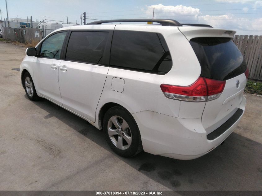 2013 TOYOTA SIENNA LE - 5TDKK3DC5DS376382