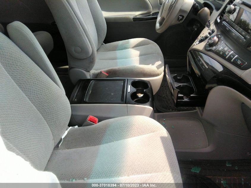 2013 TOYOTA SIENNA LE - 5TDKK3DC5DS376382