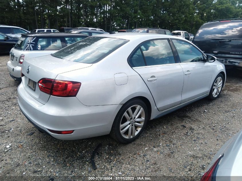 2013 VOLKSWAGEN GLI 3VW4A7AJ7DM272897