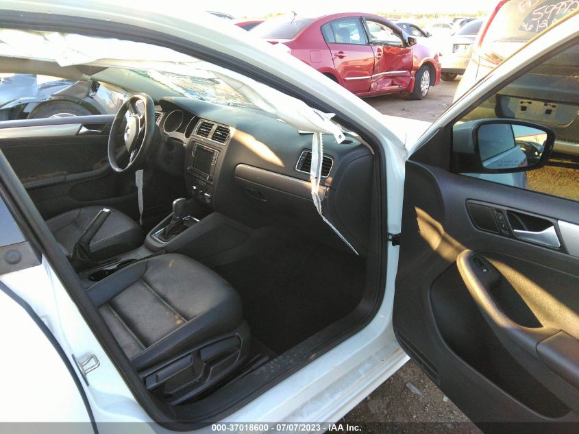 2017 VOLKSWAGEN JETTA 1.4T SE - 3VWDB7AJ4HM231629