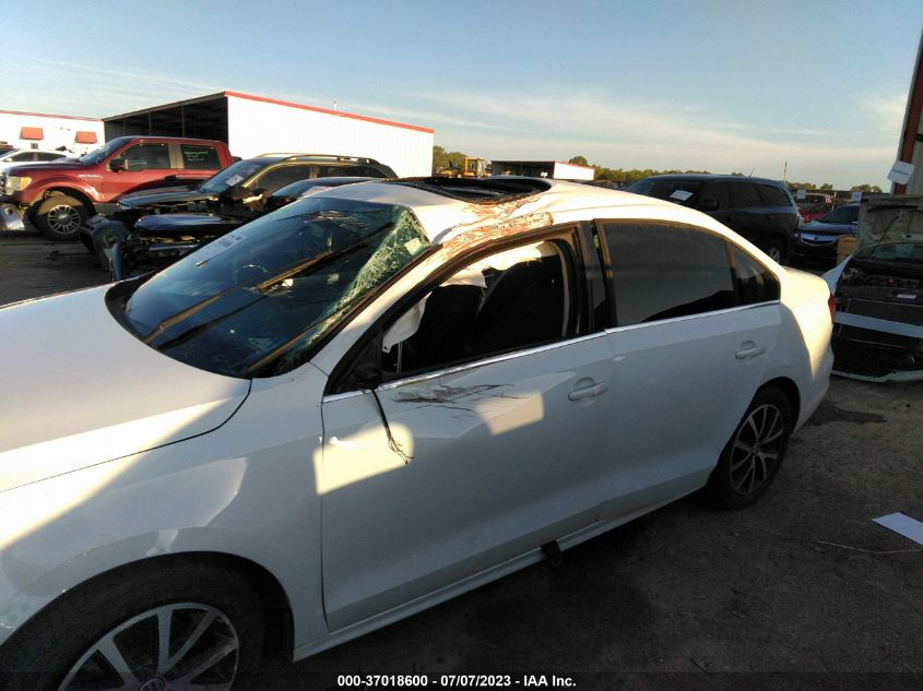 2017 VOLKSWAGEN JETTA 1.4T SE - 3VWDB7AJ4HM231629