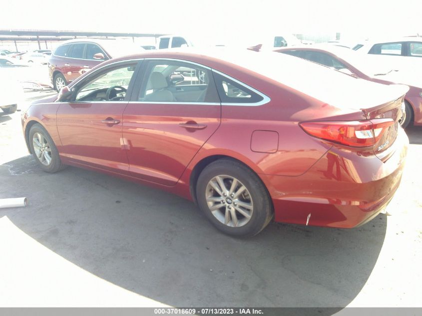 2015 HYUNDAI SONATA 2.4L SE - 5NPE24AF7FH109786