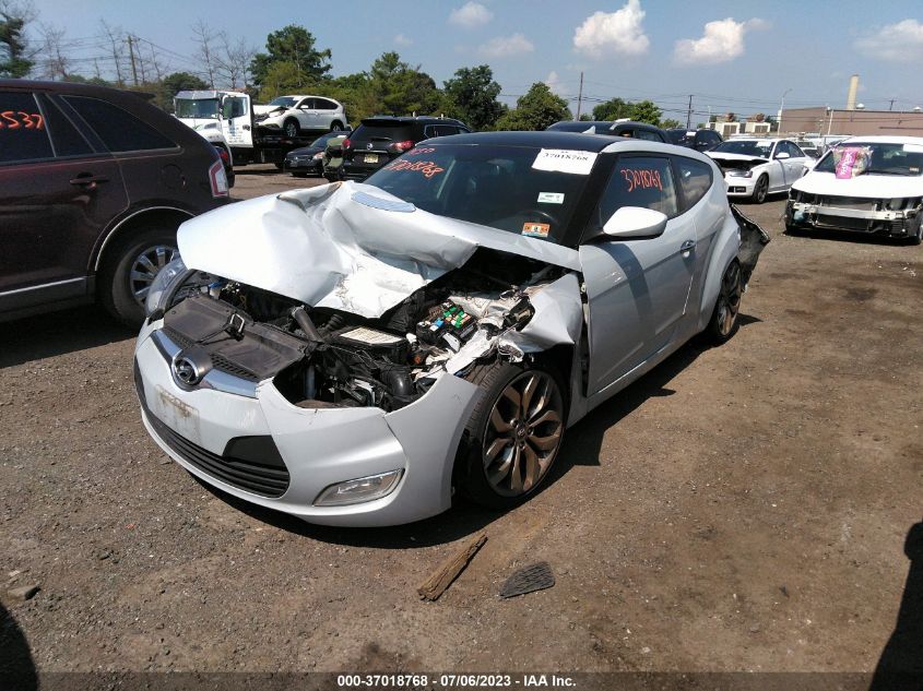 2015 HYUNDAI VELOSTER - KMHTC6AD9FU218296