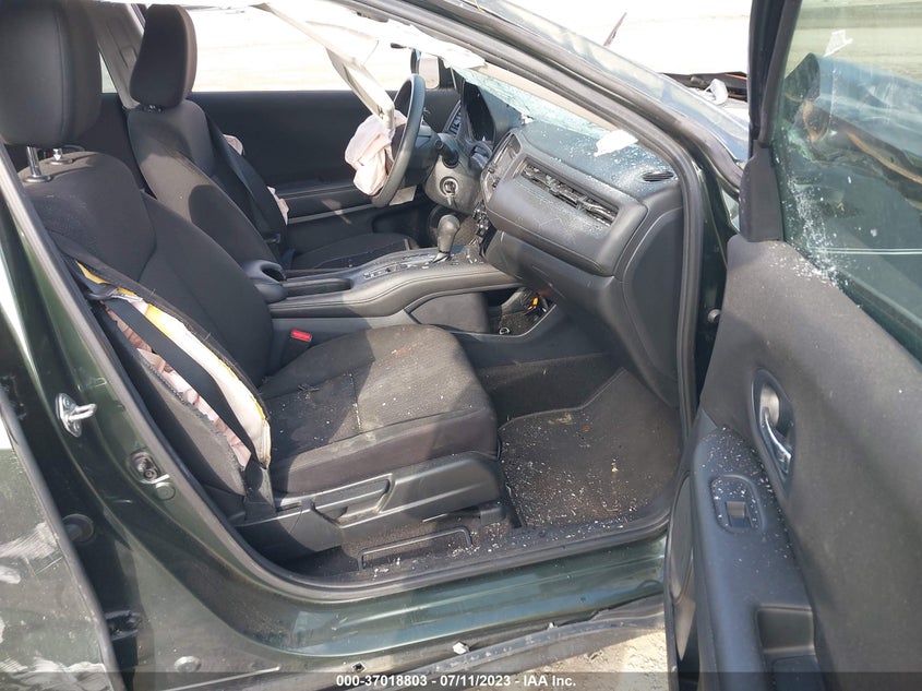 VIN 3CZRU5H3XHM720769 2017 HONDA HR-V LX