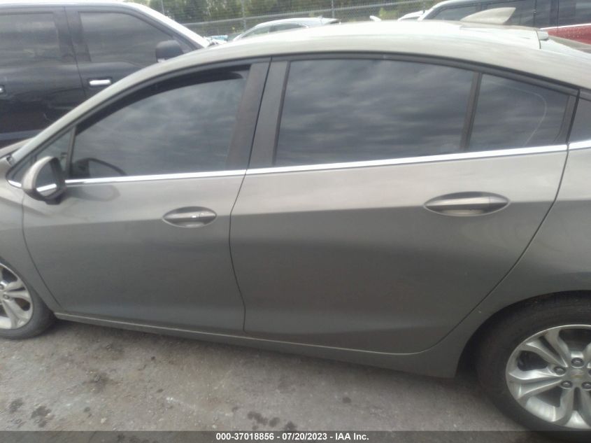 2019 CHEVROLET CRUZE LT - 1G1BE5SM3K7108042