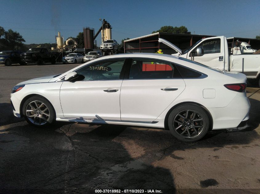 2018 HYUNDAI SONATA LIMITED - 5NPE34AB6JH693388