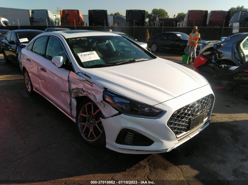 2018 HYUNDAI SONATA LIMITED - 5NPE34AB6JH693388